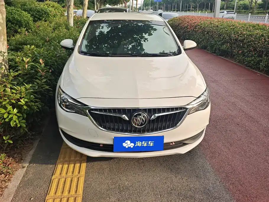 Buick Excelle 2019 — фото 2