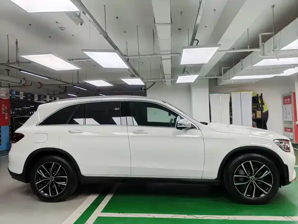 Mercedes-Benz GLC 2021