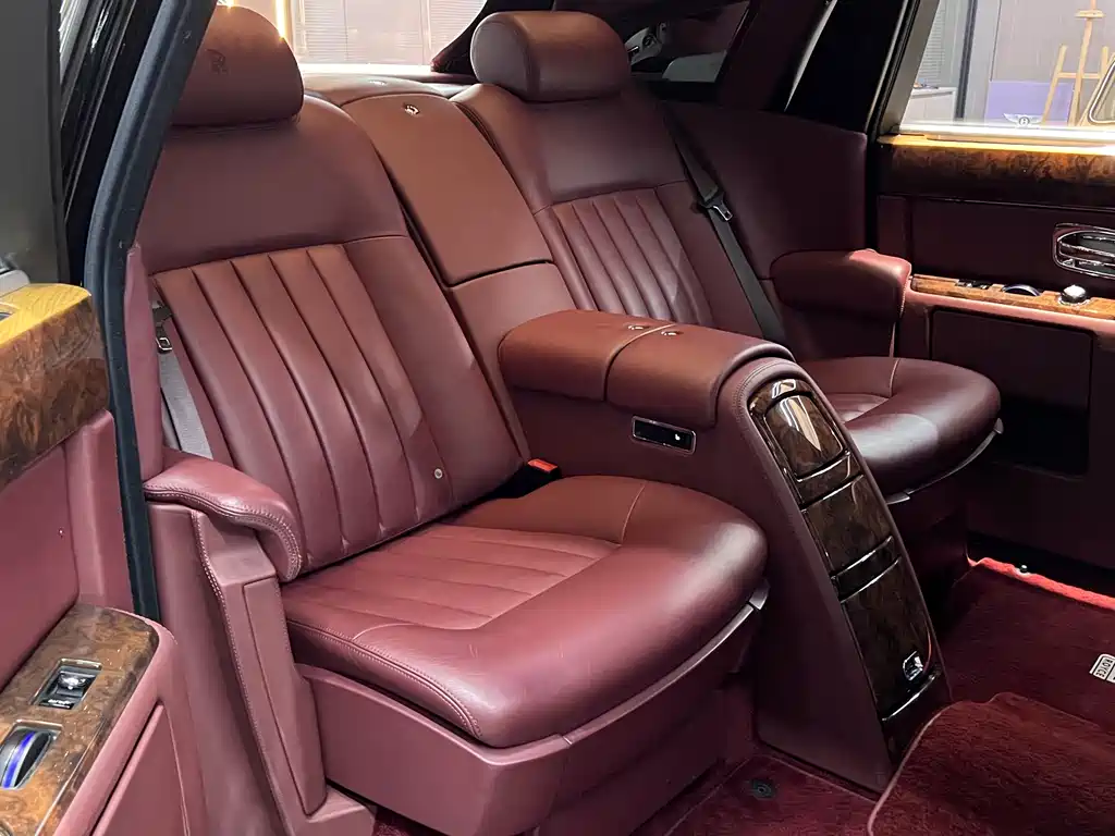 Rolls-Royce Phantom 2013 — фото 9