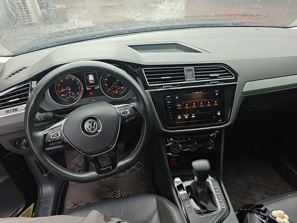 Volkswagen Tiguan L 2020 — фото 16