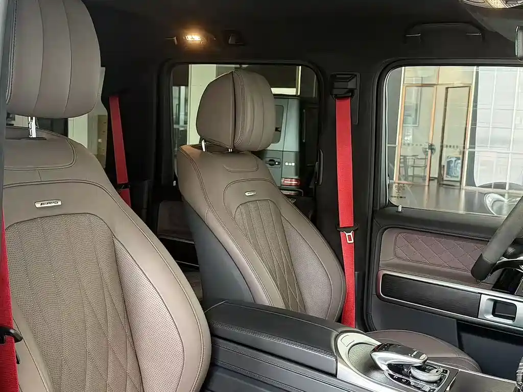 Mercedes-Benz G-Class AMG 2023 — фото 16