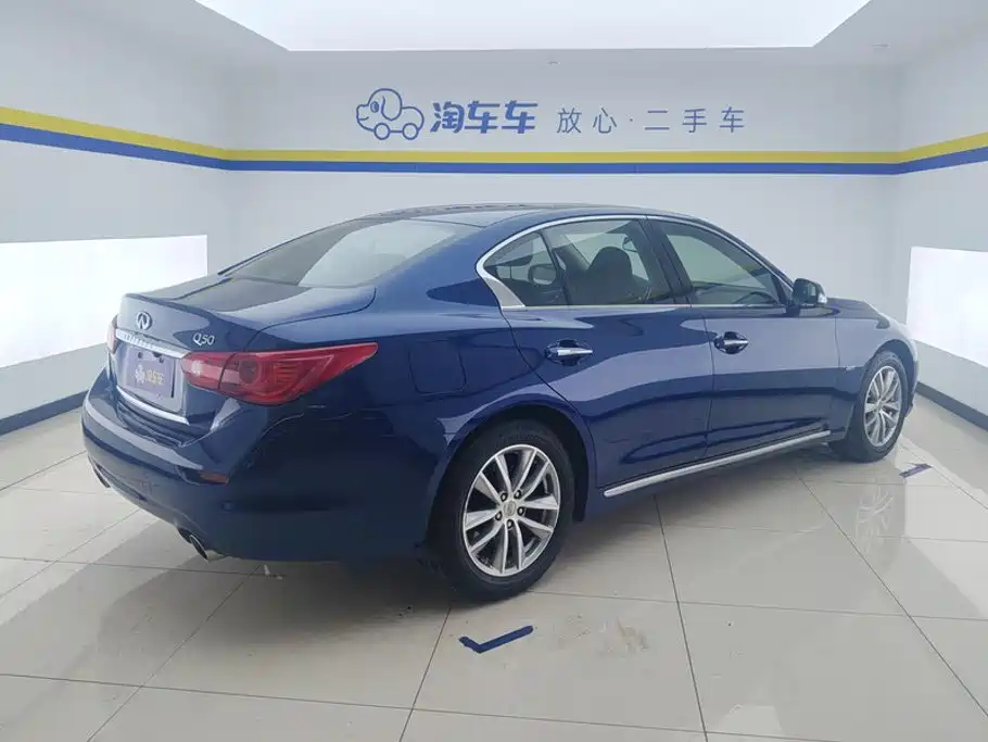 Infiniti Q50L 2017 — фото 3