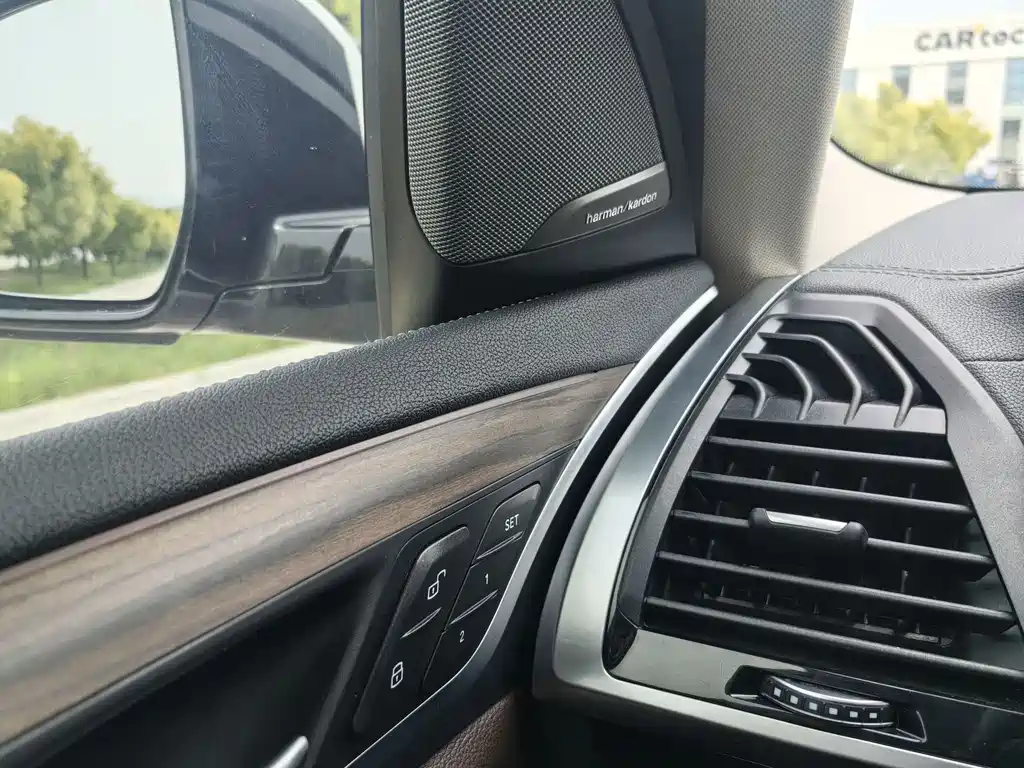 BMW X3 2020 — фото 10