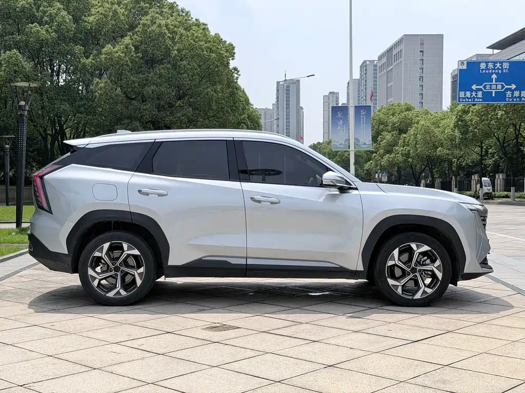 Geely Boyue L 2022 — фото 17