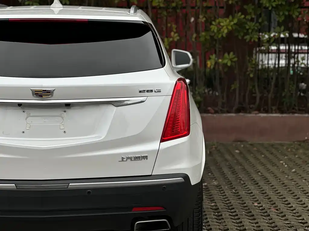 Cadillac XT5 2019 — фото 23