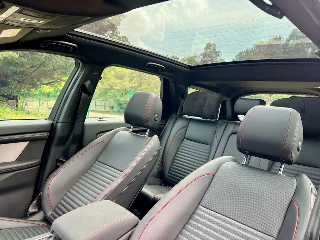 Land Rover Discovery Sport 2023 — фото 16