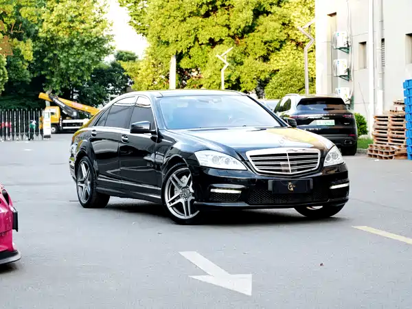 Mercedes-Benz S-Class AMG 2010