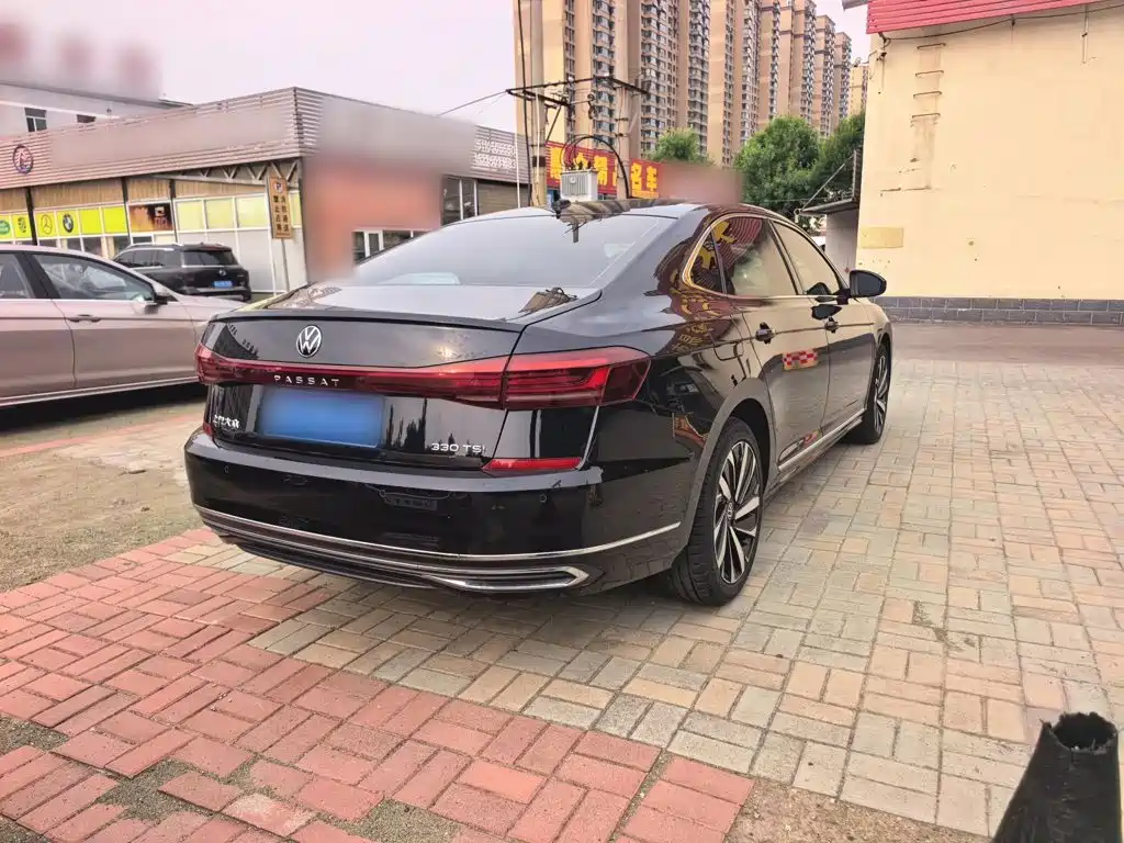 Volkswagen Passat 2023 — фото 10