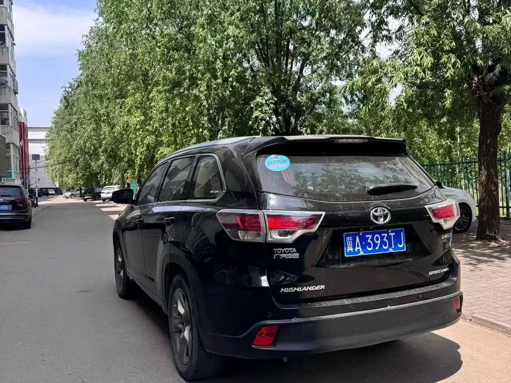 Toyota Highlander 2015