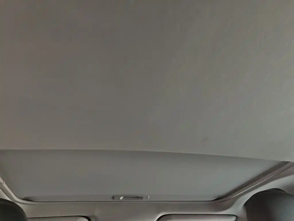 Toyota Camry 2021 — фото 18
