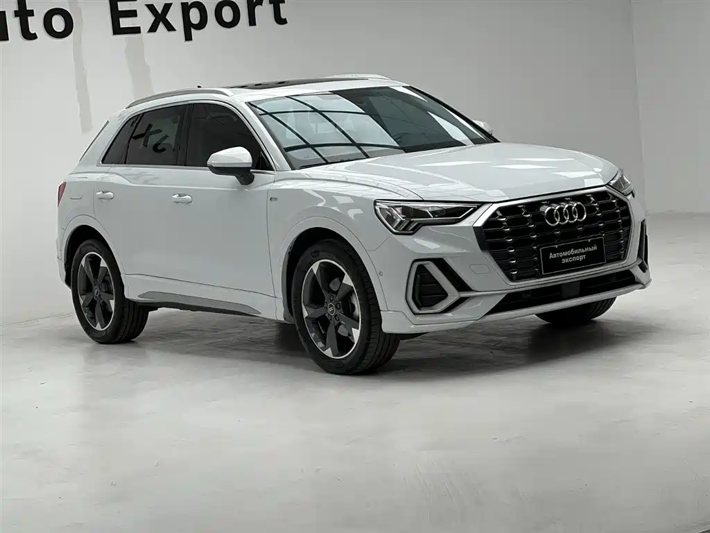 Audi Q3 2022 — фото 3