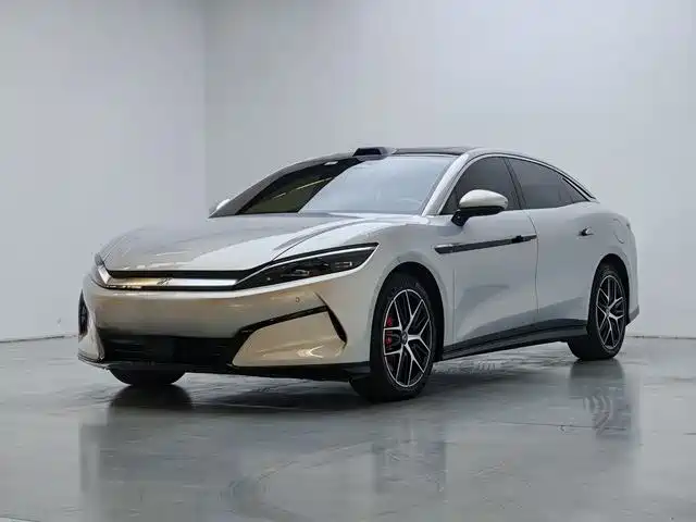 BYD Han L 2025