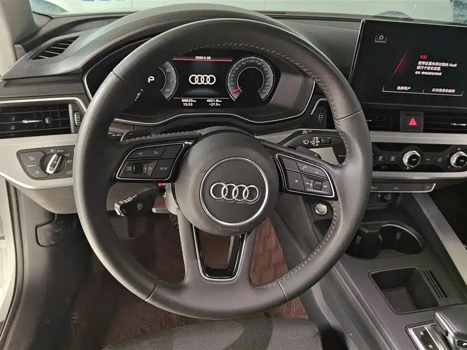 Audi A4L 2021 — фото 15