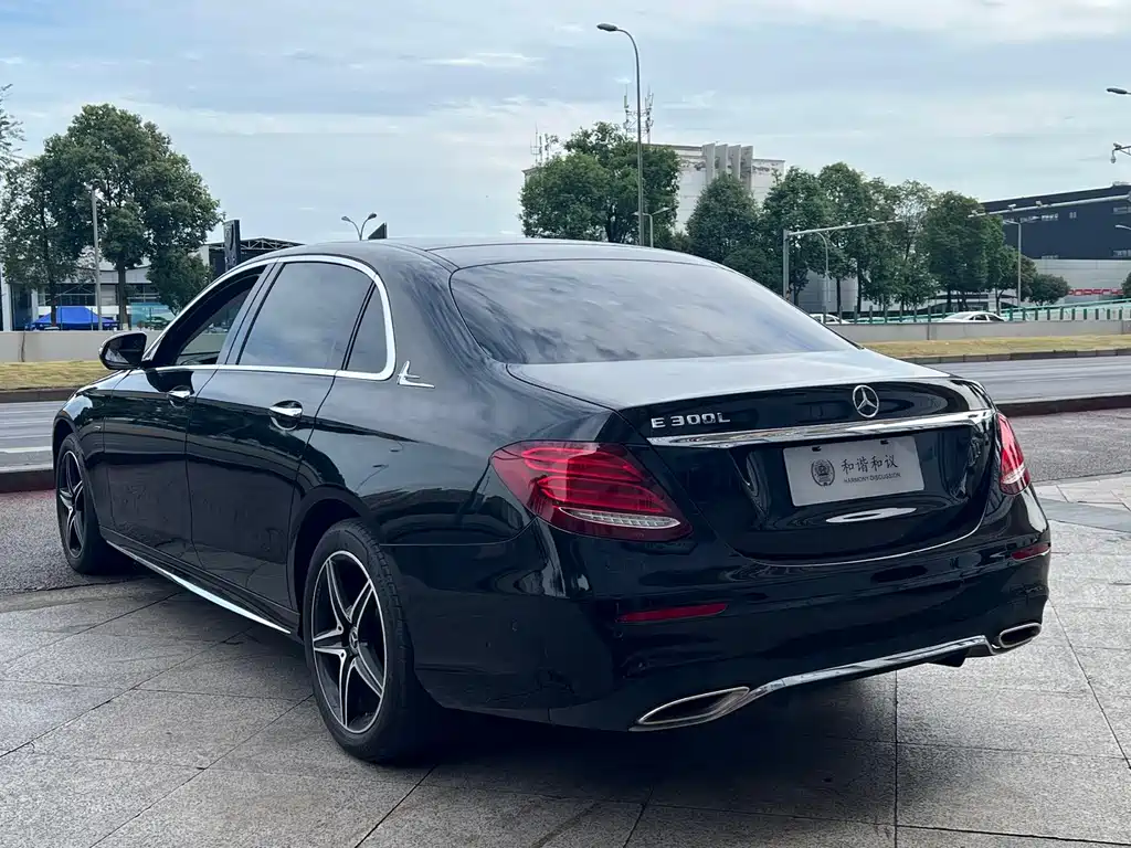 Mercedes-Benz E-Class 2020 — фото 5
