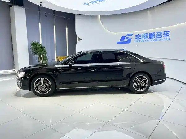 Audi A8 2016