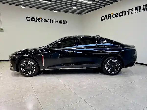 Hongqi H6 2023