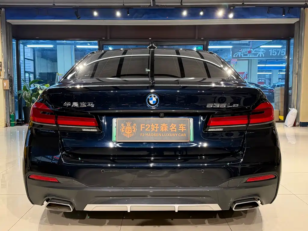 BMW 5 Series New Energy 2023 — фото 26