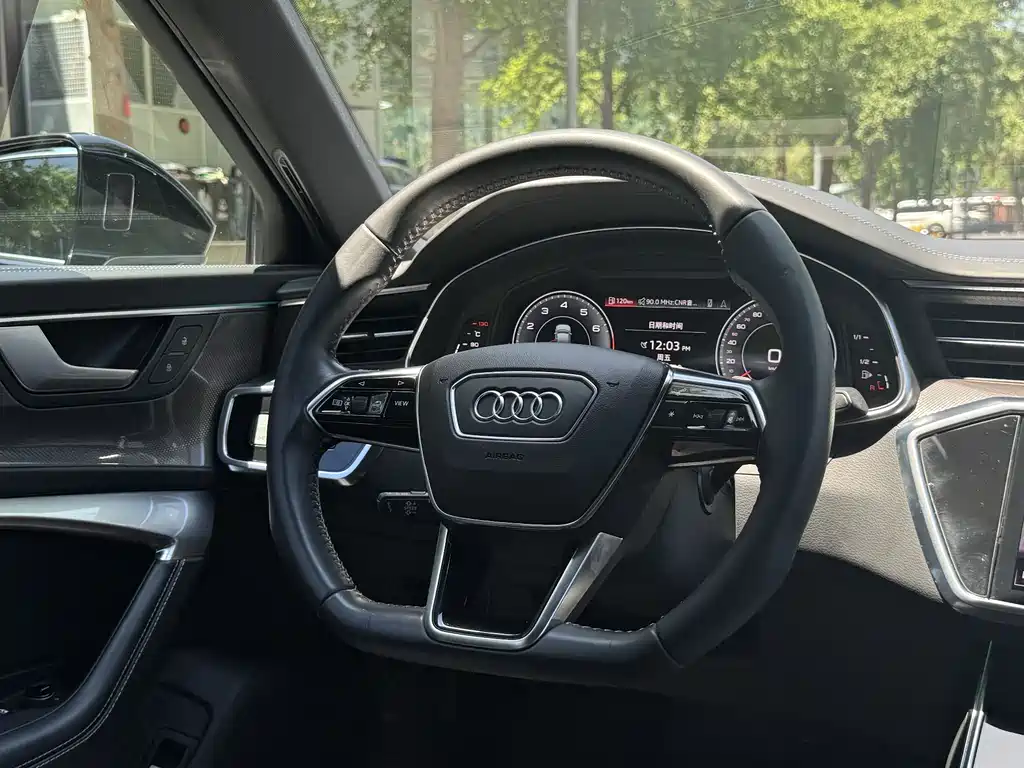 Audi A6L 2021 — фото 12