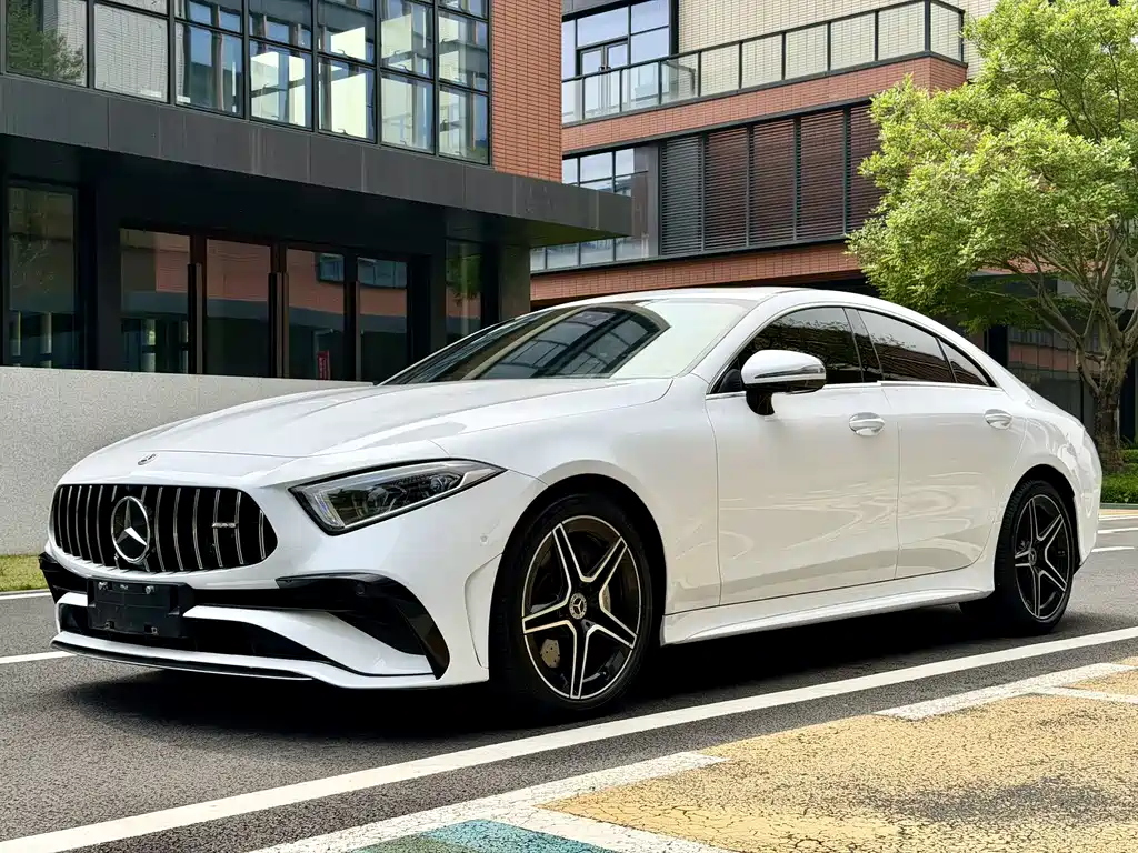 Mercedes-Benz CLS 2022 — фото 1