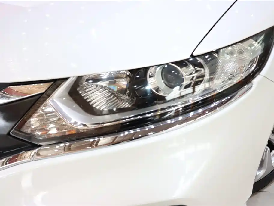 Honda Jade 2019 — фото 17