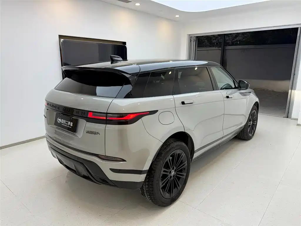 Land Rover Evoque 2024 — фото 4