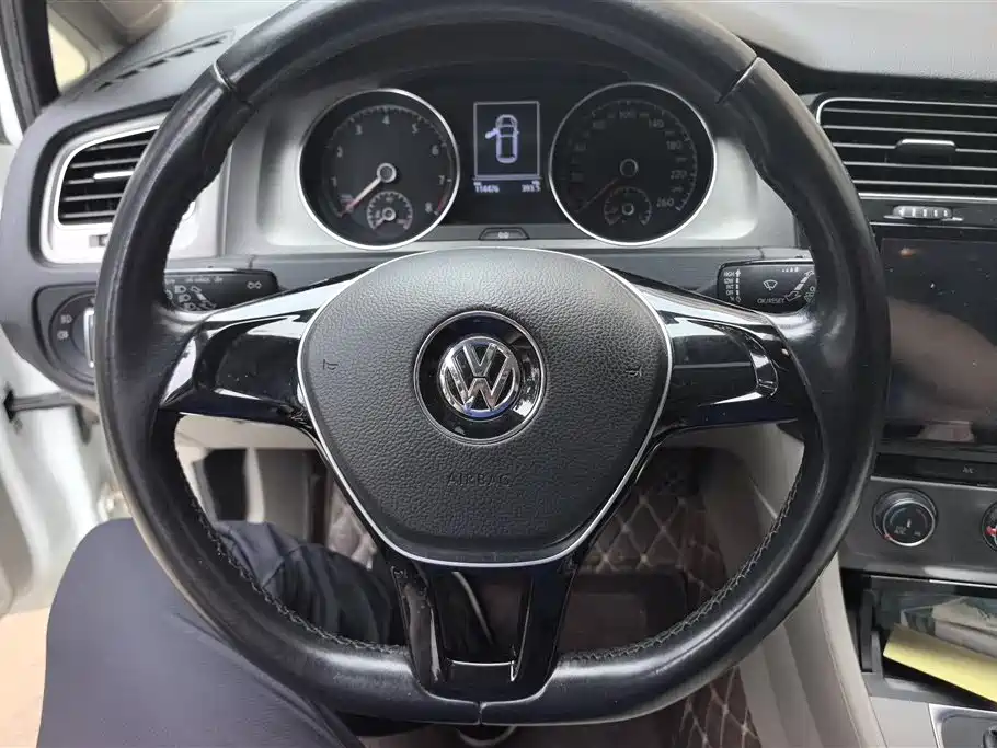 Volkswagen Golf 2015 — фото 15