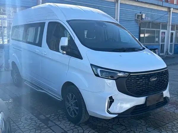 Ford Transit 2023