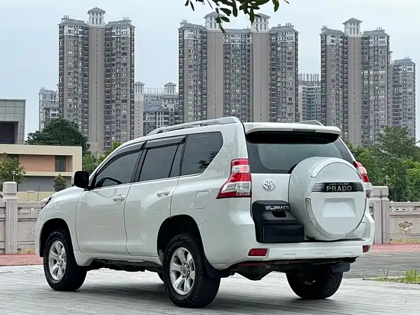 Toyota Prado 2010