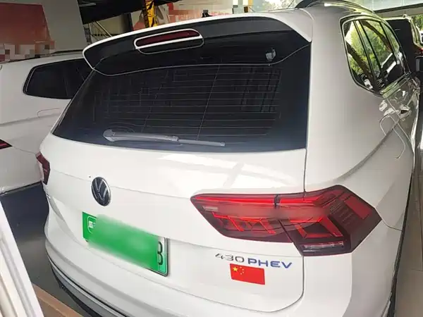 Volkswagen Tiguan L Plug-In Hybrid 2024