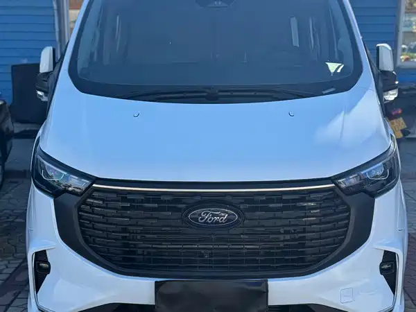 Ford Transit 2023