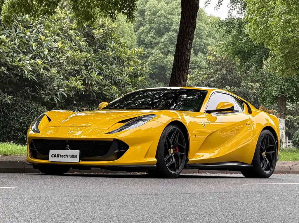 Ferrari 812 2018