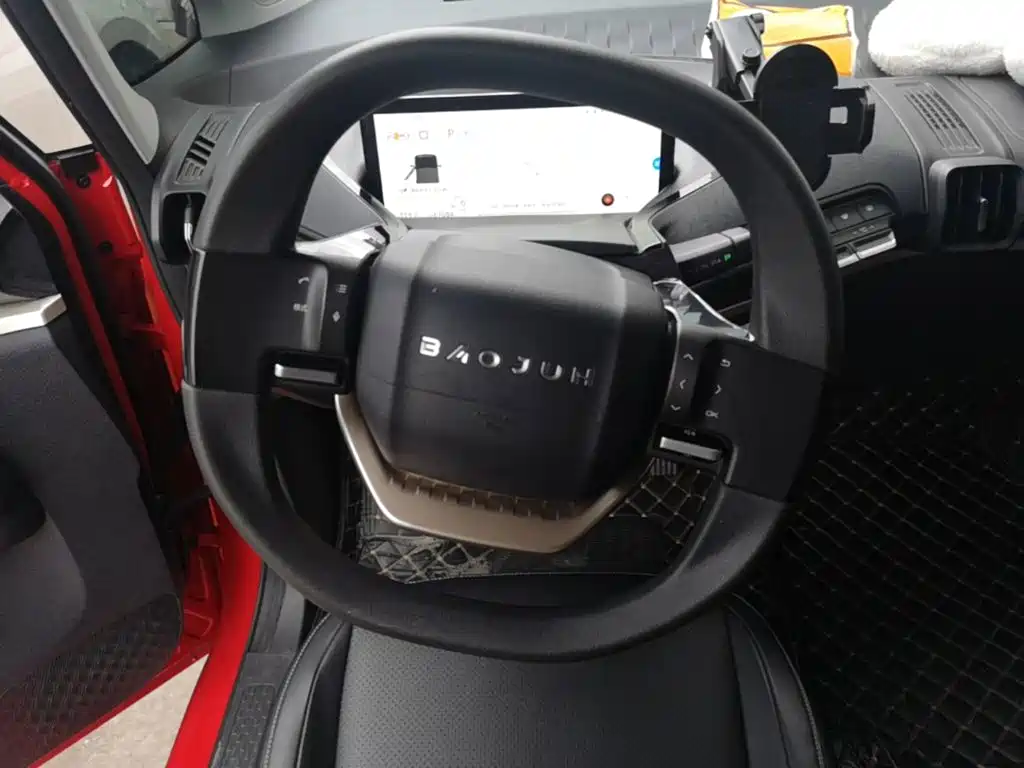 Baojun KiWi EV 2022 — фото 11