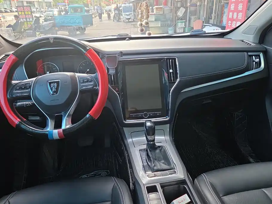 Roewe RX5 2020 — фото 12