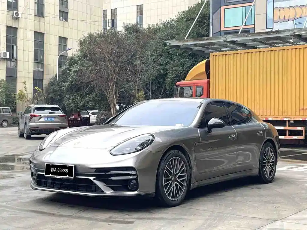 Porsche Panamera 2016