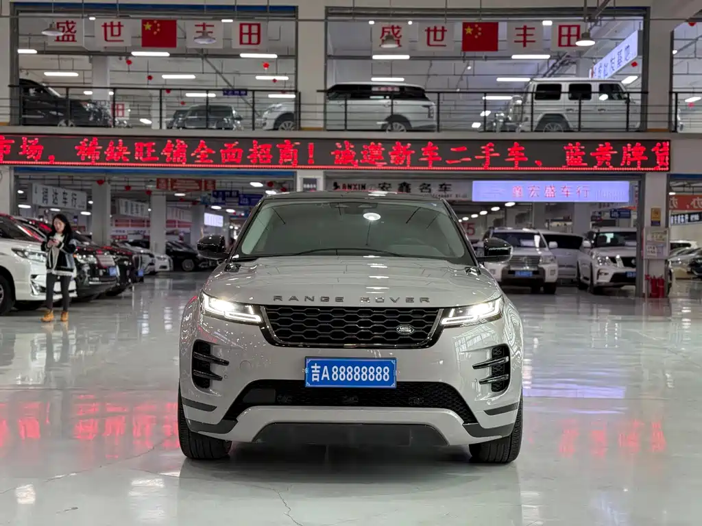 Land Rover Evoque 2022 — фото 2