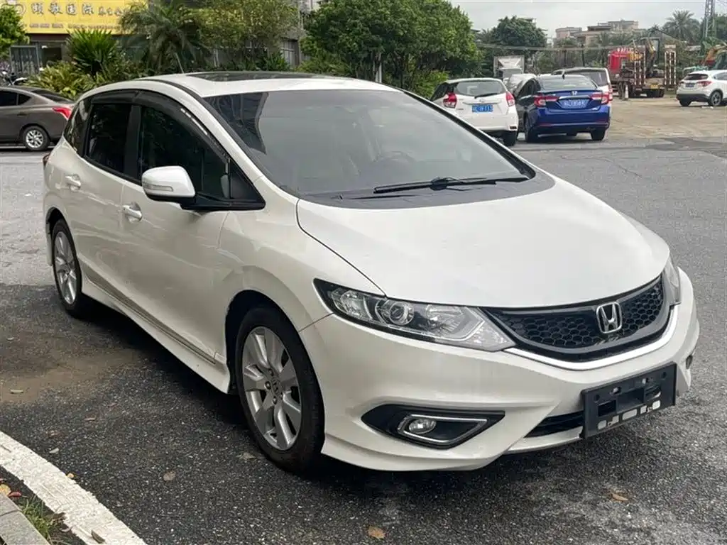Honda Jade 2016 — фото 3