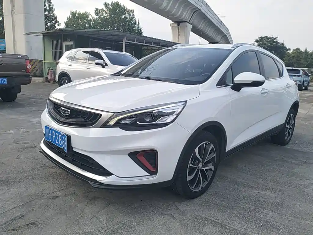 Geely Emgrand GS 2021
