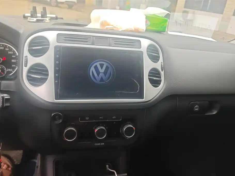 Volkswagen Tiguan 2016 — фото 13