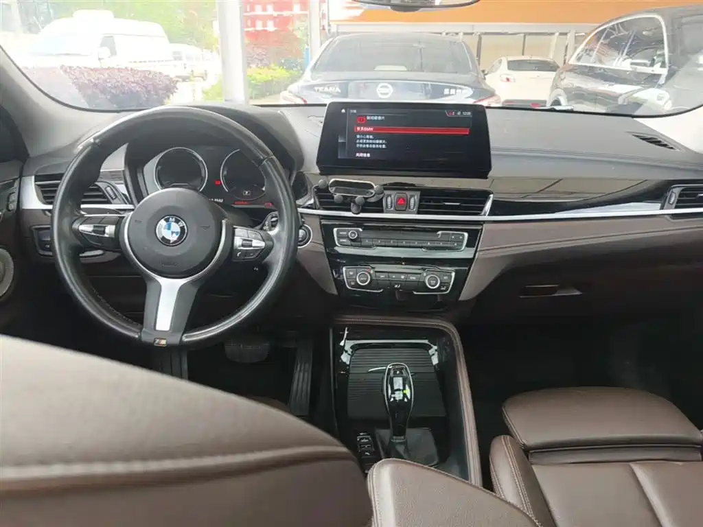 BMW X2 2022 — фото 10