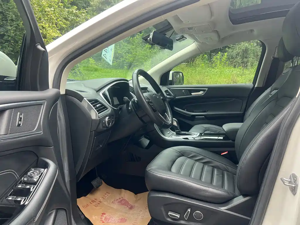 Ford Edge 2017 — фото 4