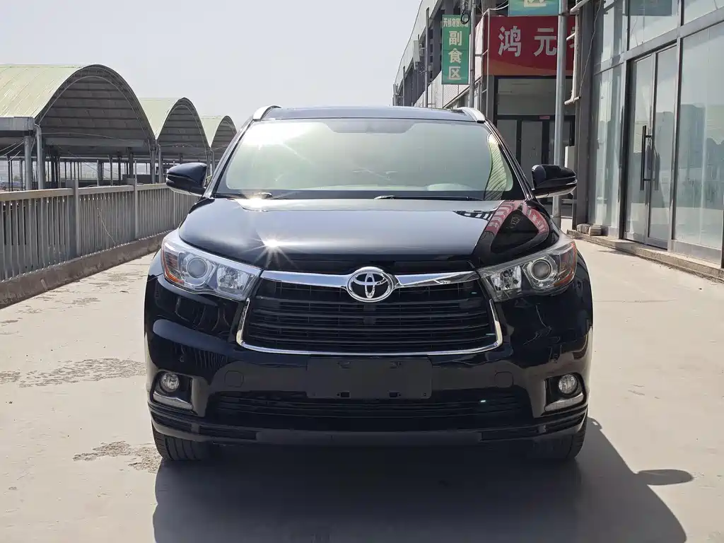 Toyota Highlander 2017 — фото 2