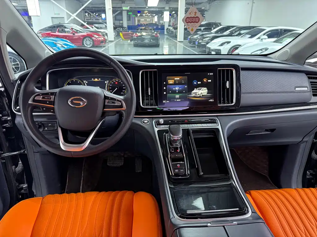 GAC Motor Trumpchi M8 2021 — фото 10
