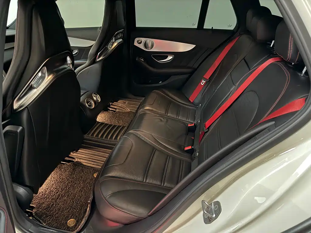 Mercedes-Benz C-Class AMG 2020 — фото 5