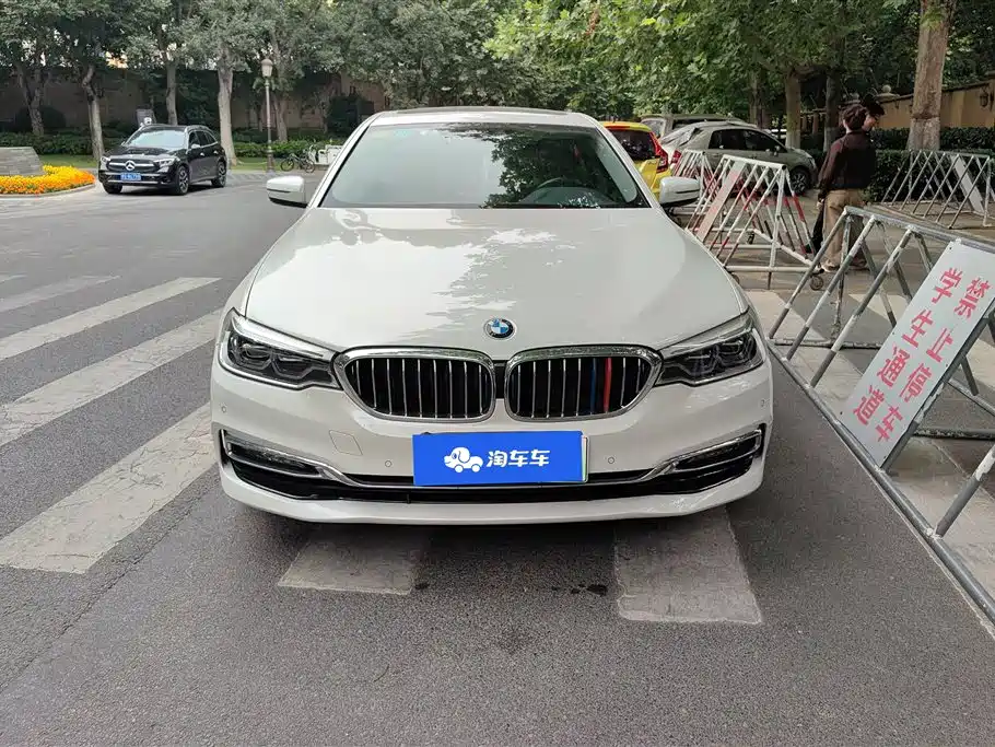BMW 5 Series New Energy 2018 — фото 2