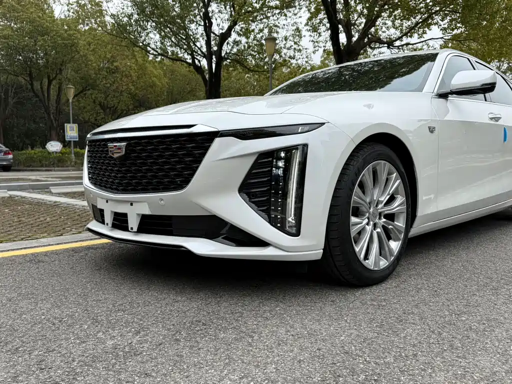 Cadillac CT6 2024 — фото 15