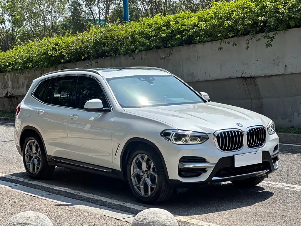 BMW X3 2021 — фото 3