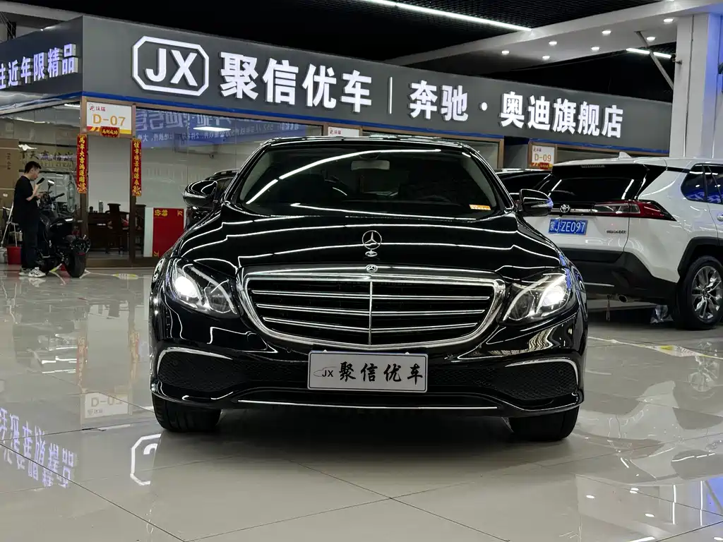 Mercedes-Benz E-Class 2020 — фото 2