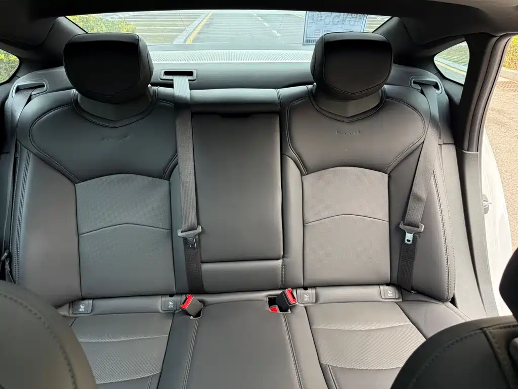 Cadillac CT6 2024 — фото 12