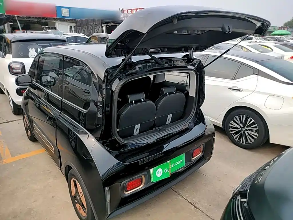 Baojun KiWi EV 2021 — фото 19