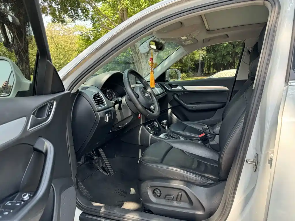 Audi Q3 2015